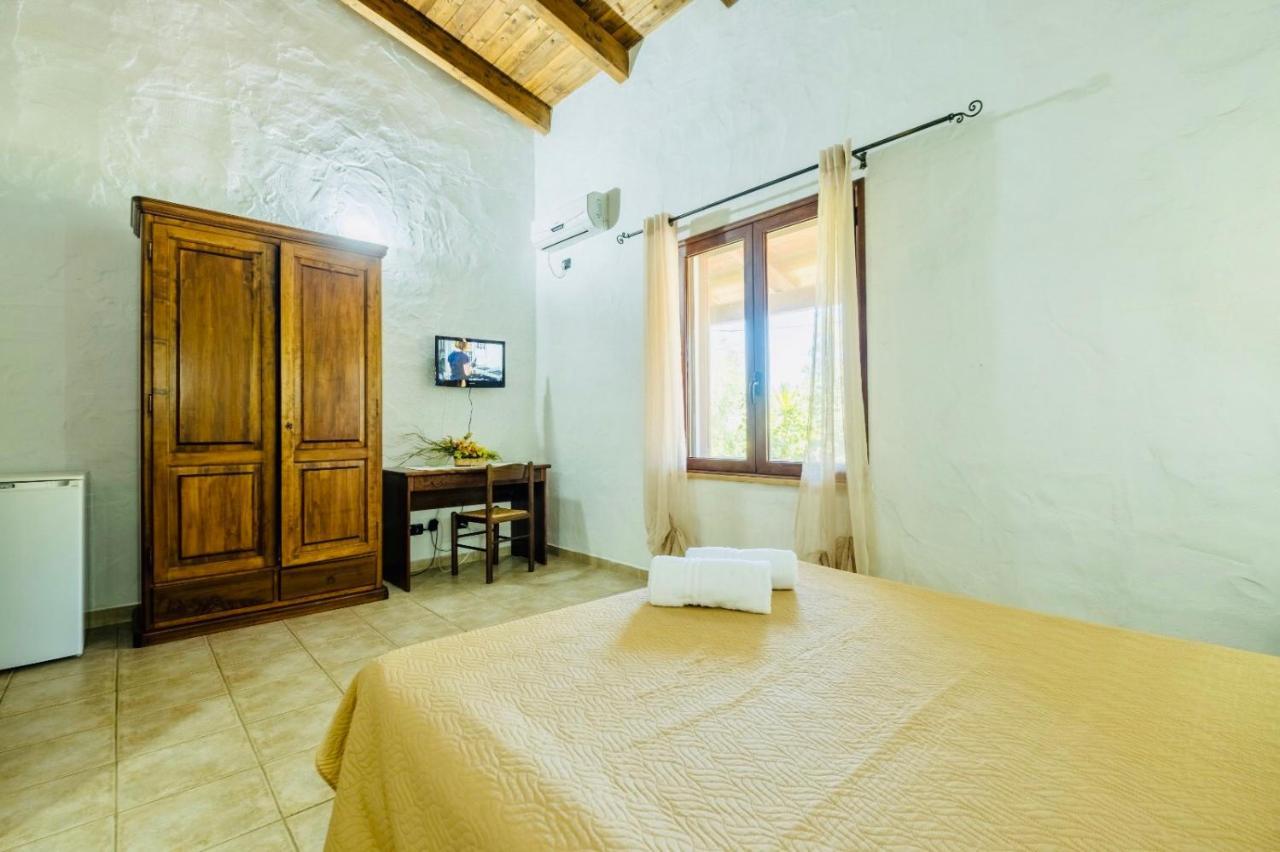Agriturismo Il Paradiso Iglesias Bagian luar foto